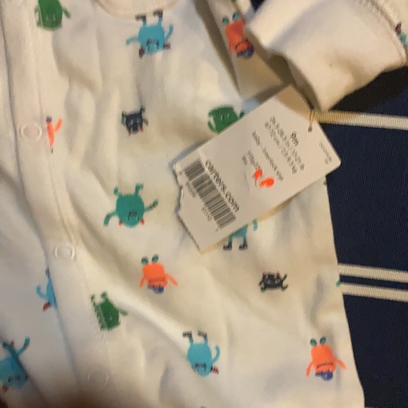 NWT CARTER’s snap button up pajamas. 9M. Never worn - Picture 5 of 5